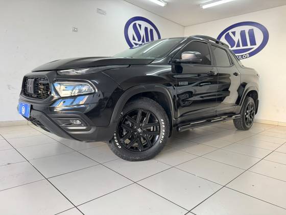 FIAT TORO 2.0 16V TURBO DIESEL ULTRA 4WD AT9 FIAT TORO 2.0 16V TURBO DIESEL ULTRA 4WD AT9